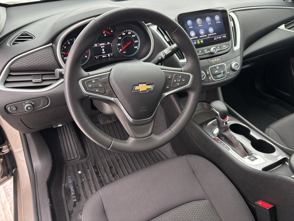 2022 Chevrolet Malibu RS