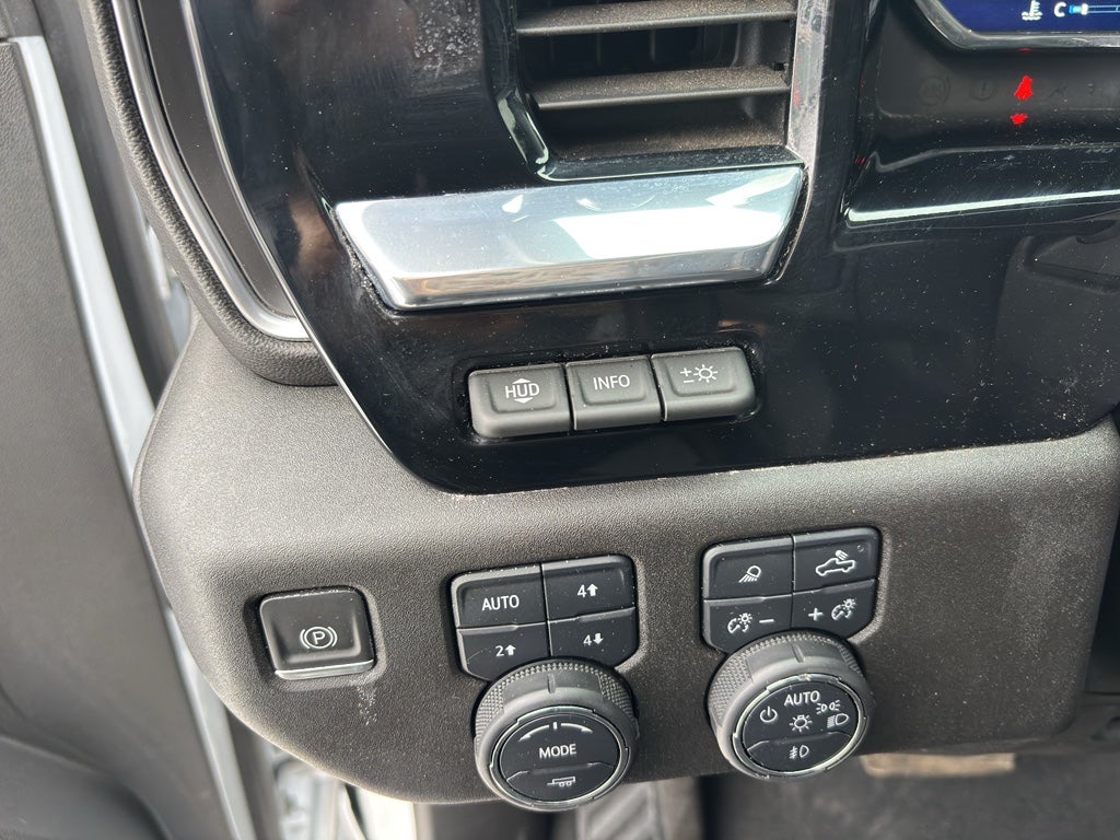 2024 Chevrolet Silverado 3500 HD High Country