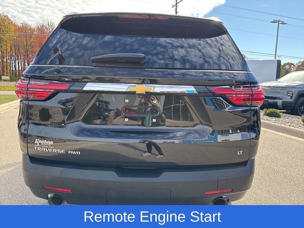 2022 Chevrolet Traverse LT Cloth