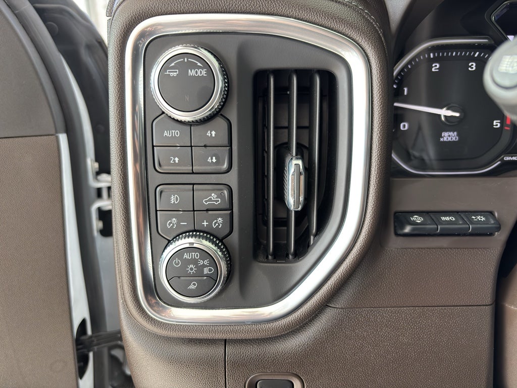 2022 GMC Sierra 3500 HD Denali
