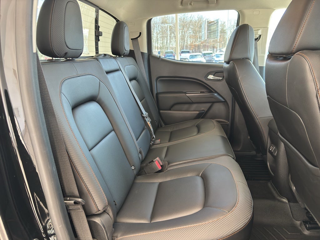 2022 GMC Canyon AT4 - Leather