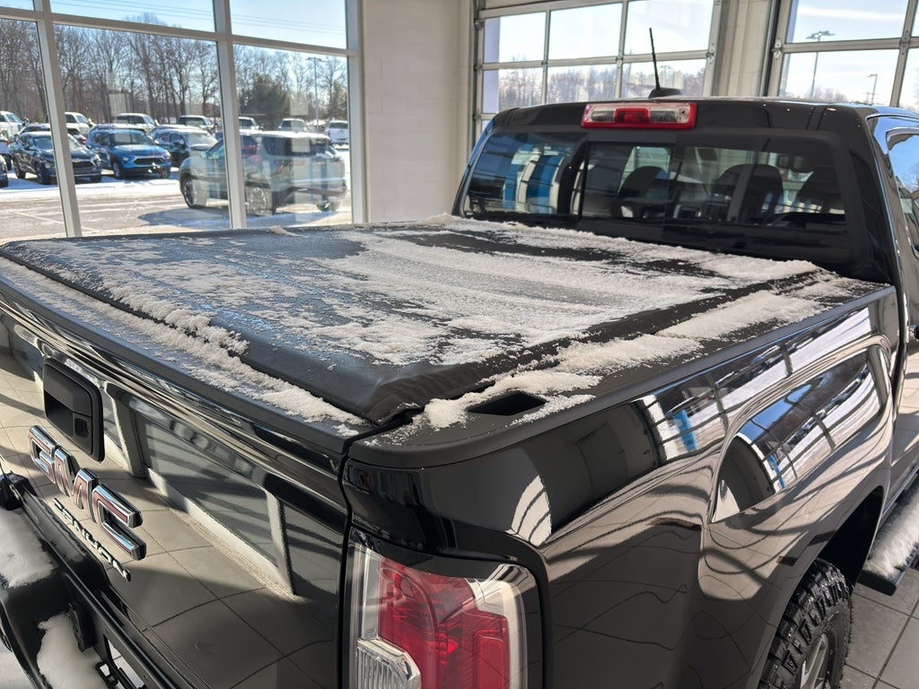 2022 GMC Canyon AT4 - Leather