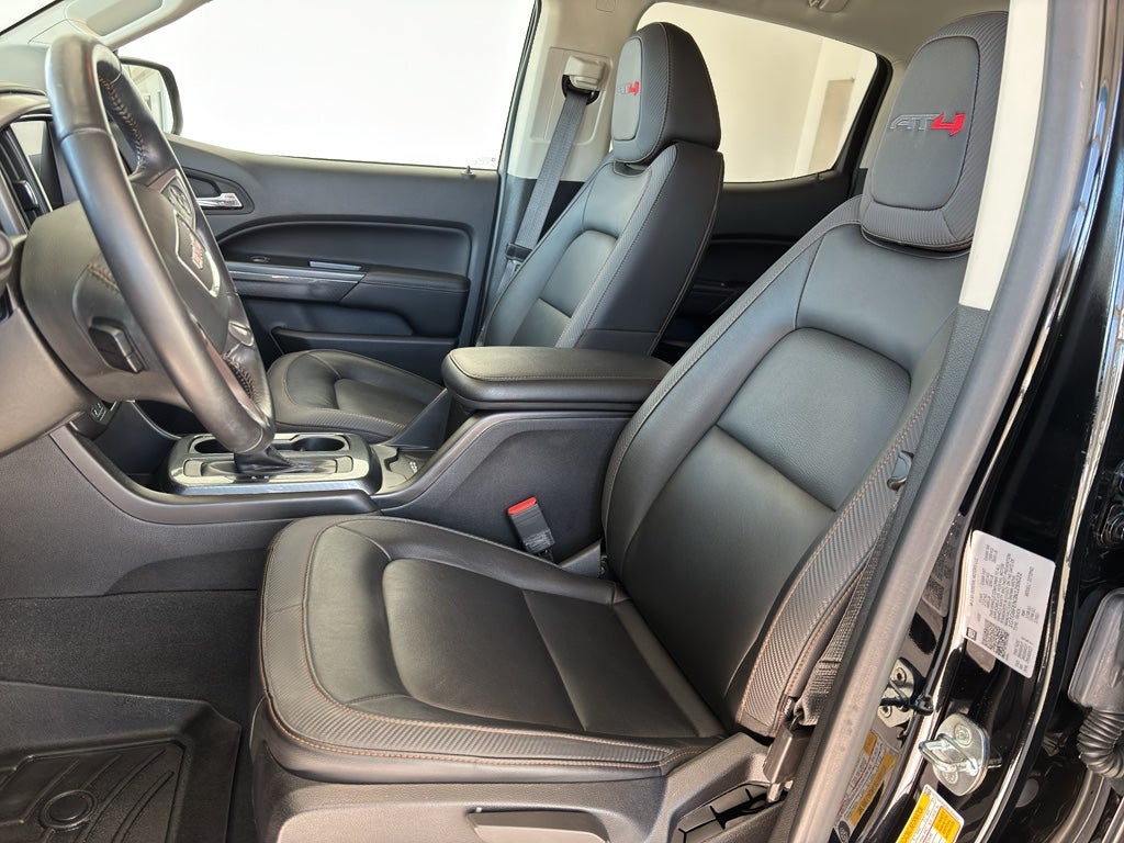 2022 GMC Canyon AT4 - Leather
