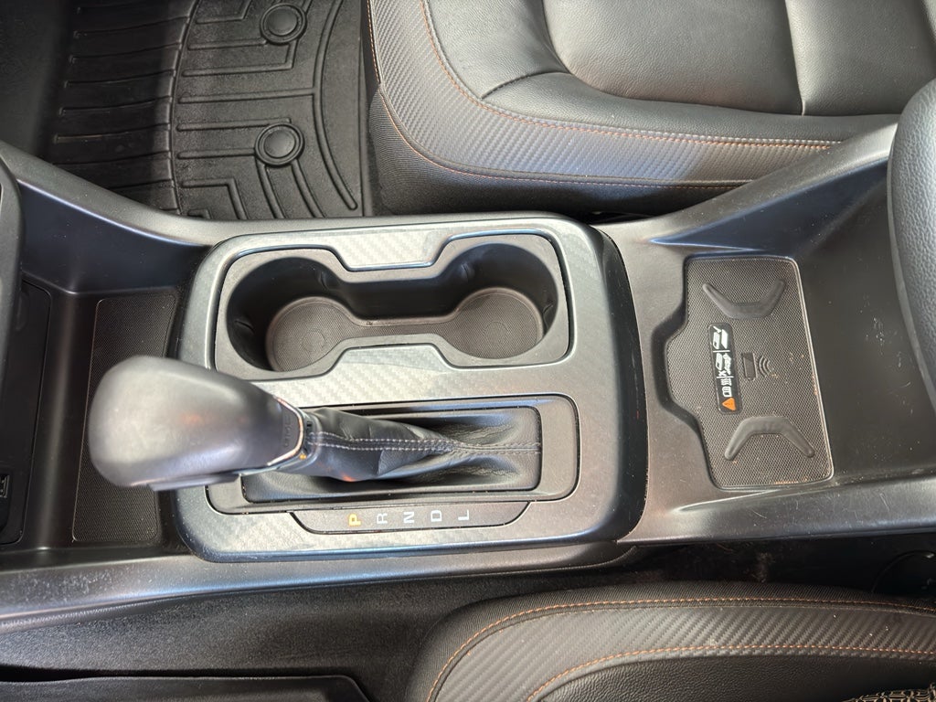 2022 GMC Canyon AT4 - Leather