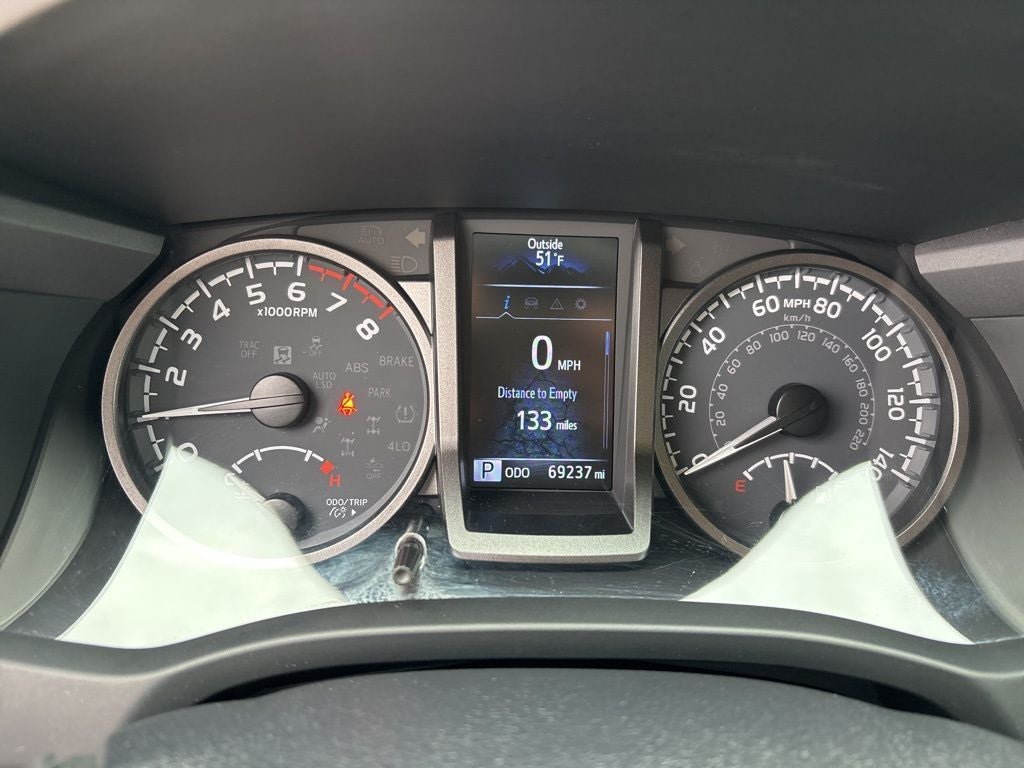 2022 Toyota Tacoma 4WD SR