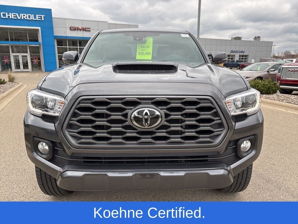 2022 Toyota Tacoma 4WD SR