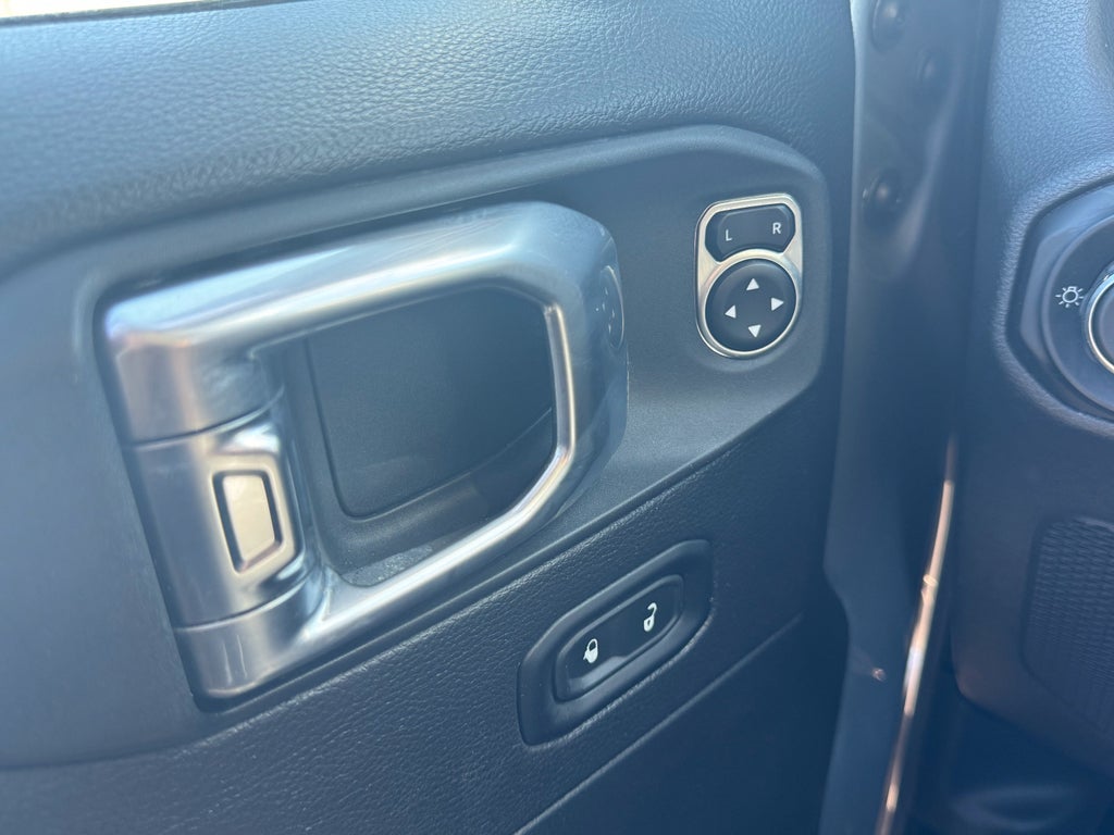 2020 Jeep Wrangler Unlimited Sahara 4x4