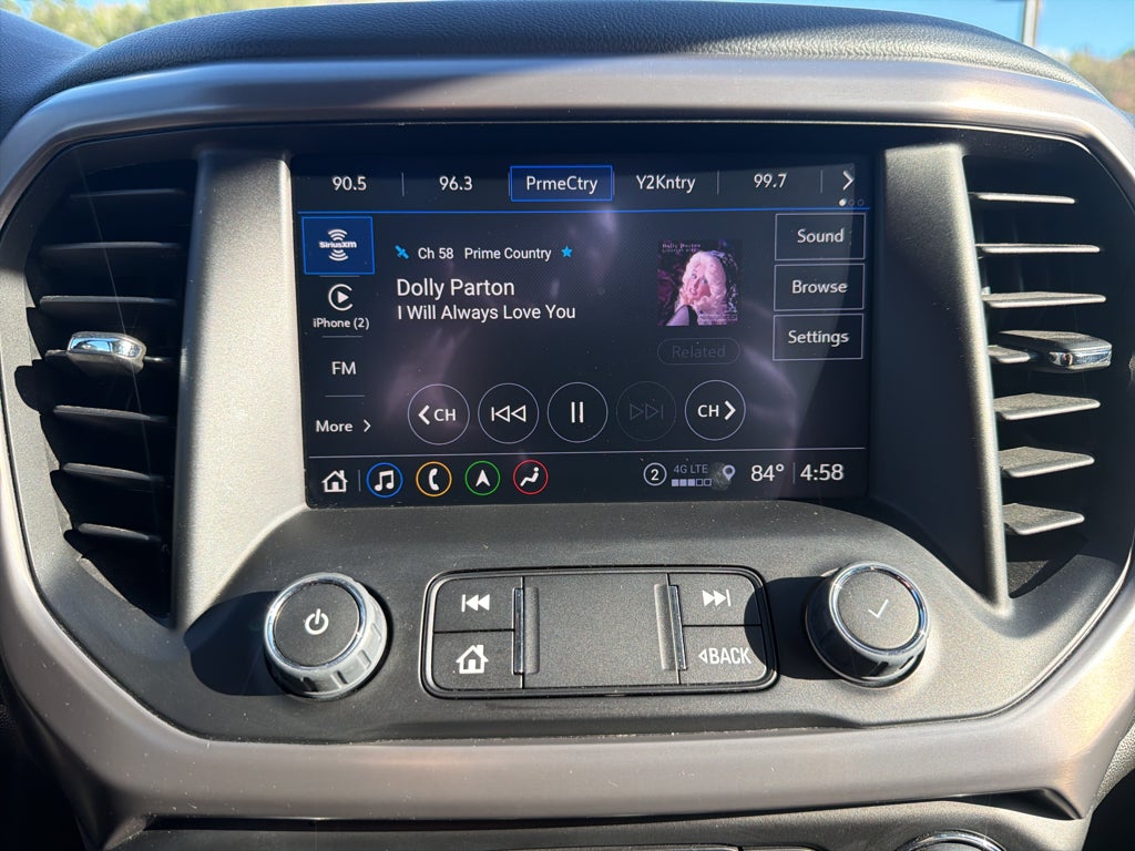2023 GMC Acadia AT4