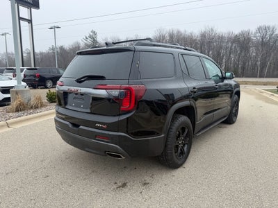 2022 GMC Acadia AT4