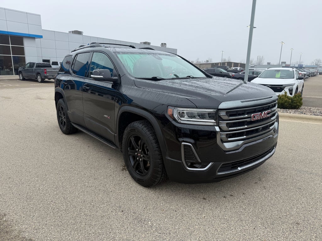 2022 GMC Acadia AT4