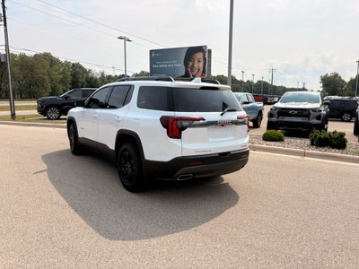 2023 GMC Acadia AT4