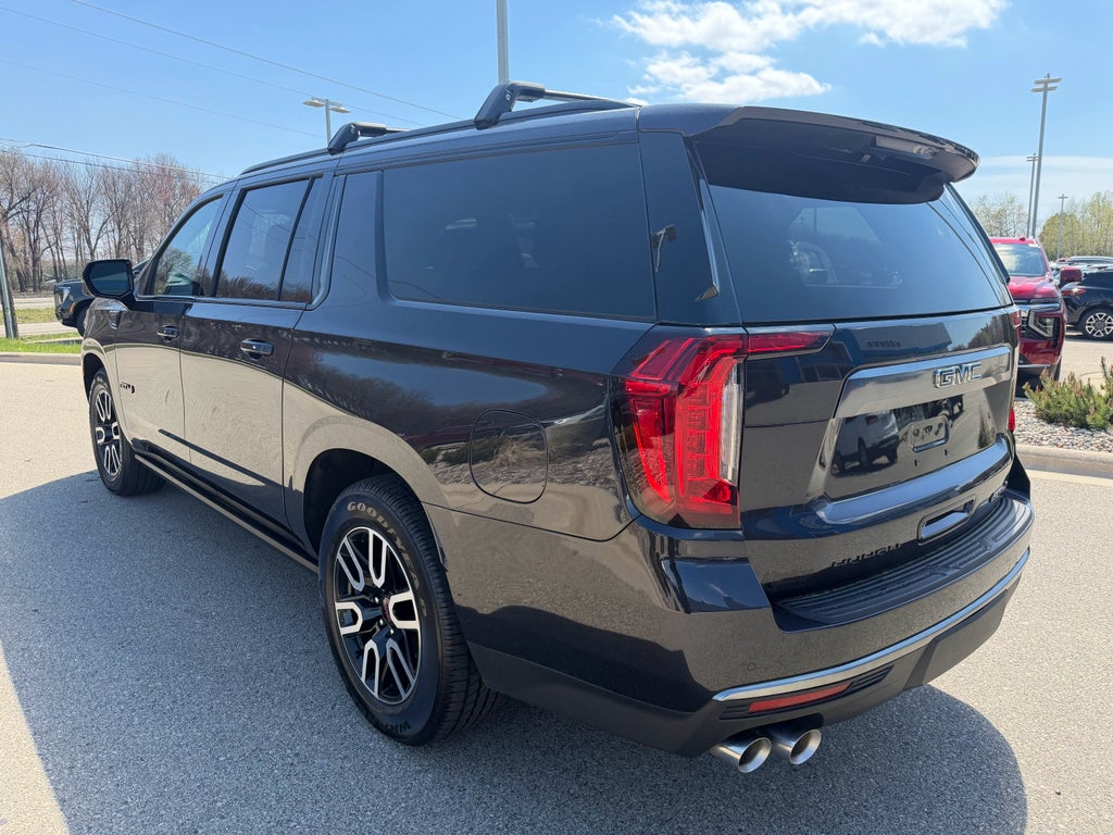 2024 GMC Yukon XL AT4