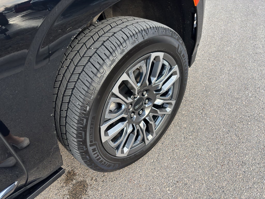 2023 GMC Yukon XL Denali Ultimate