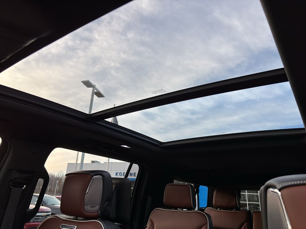 2023 GMC Yukon XL Denali Ultimate