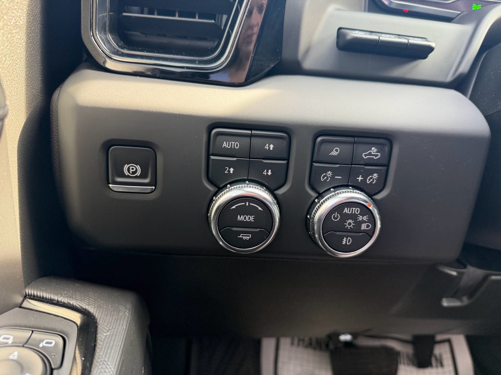 2025 GMC Sierra 2500 HD AT4X