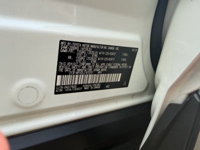 2020 Toyota RAV4 LE