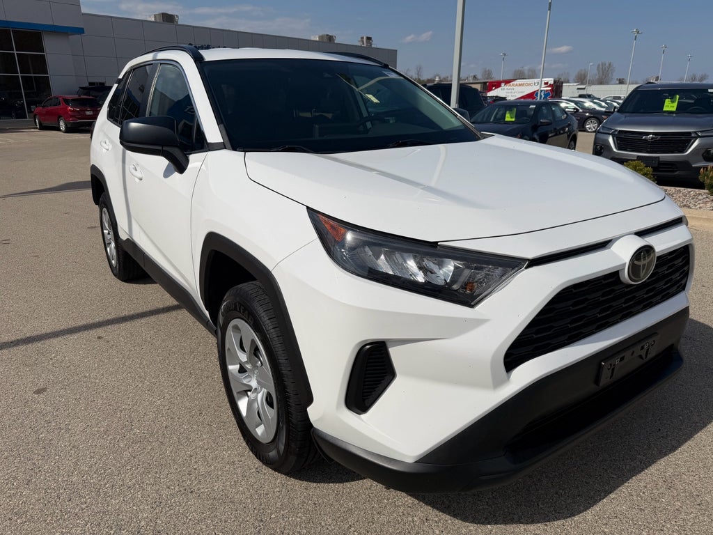 2020 Toyota RAV4 LE