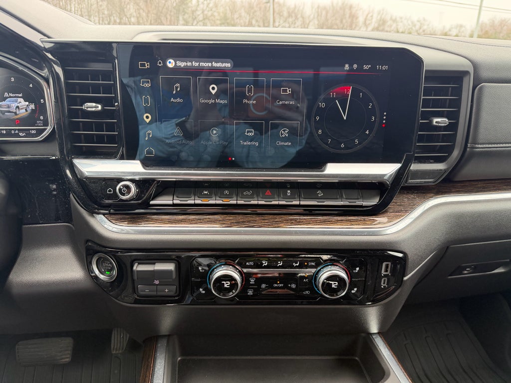 2025 GMC Sierra 1500 Elevation