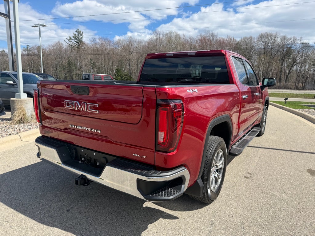 2024 GMC Sierra 1500 SLT