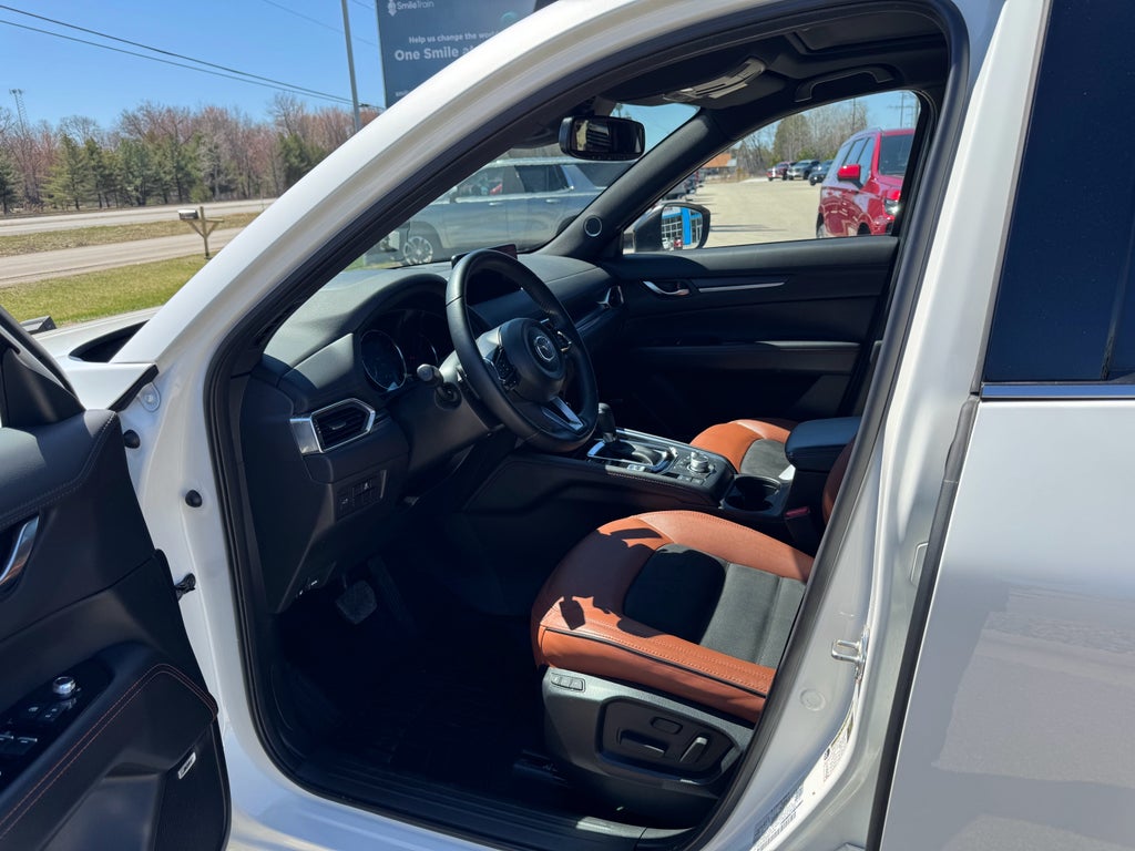 2024 Mazda Mazda CX-5 2.5 Carbon Turbo