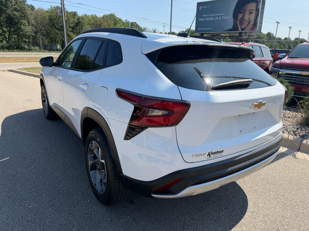 2025 Chevrolet Trax LT